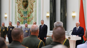 Карбалевіч: Як Лукашэнка перакройвае сілавую вертыкаль