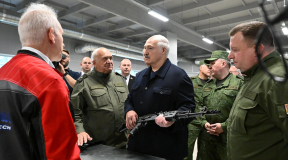 Казак: «Производство автоматов — бизнес, на котором режим Лукашенко может заработать немалую сумму»
