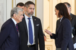 Чалый: После «дружеского» окрика из Москвы сорвался визит Джона Коула в Минск