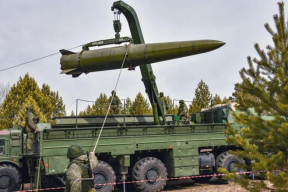 «Если союзник на самом деле переместит ядерные заряды в Беларусь, то не для того, чтобы кое-кому было чем хвастаться»