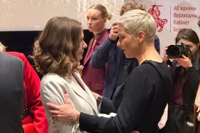 Фотофакт: Катерина Андреева встретилась с Марией Колесниковой