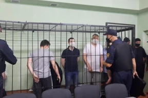 Статкевіч трос клетку, судзьдзя сьмяяўся, гучалі «Муры». Лосік упершыню расказаў, як судзілі па «справе Ціханоўскага»