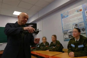 Управление дронами и тактическая медицина. Как юных беларусов готовят к войне
